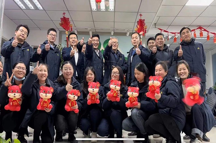 德森環(huán)境全體后勤人員 德森環(huán)境全體后勤人員