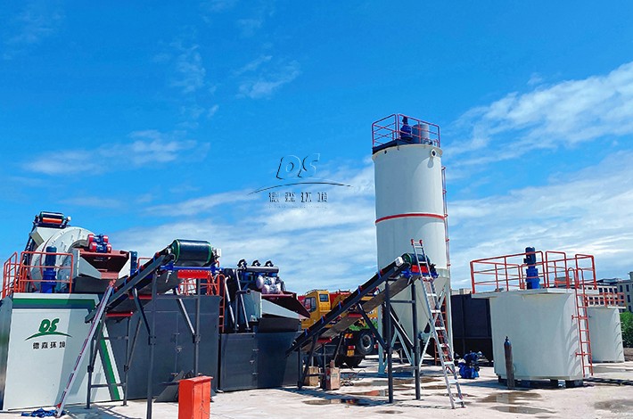 土壤淋洗修復(fù)設(shè)備應(yīng)用現(xiàn)場(chǎng) 土壤淋洗修復(fù)設(shè)備應(yīng)用現(xiàn)場(chǎng)