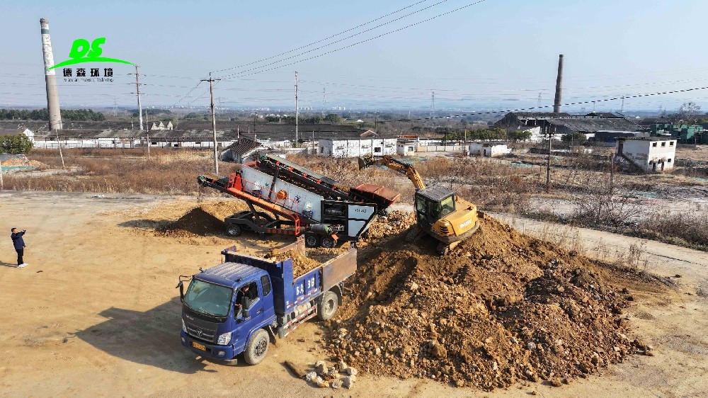 南京某項目篩分車現場